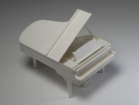 紙のピアノ